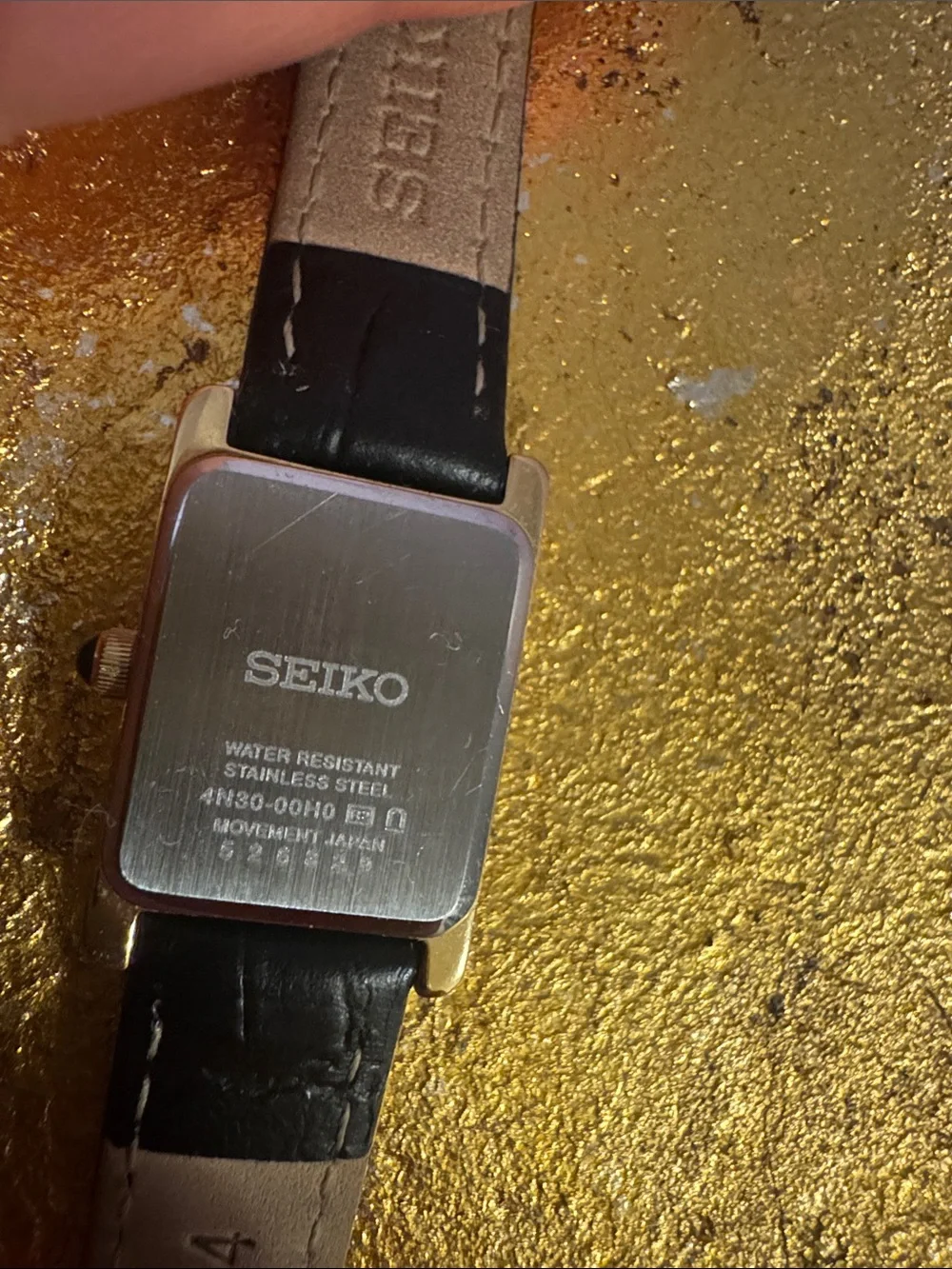 Seiko elegant rectangular